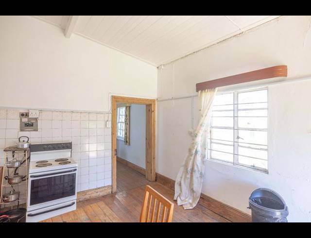 5 BEDROOM HOUSE FOR SALE IN SUNNYSIDE